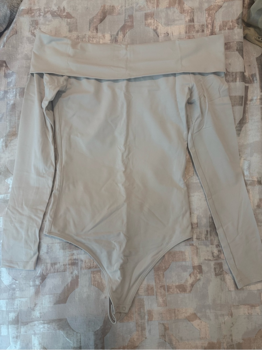 Aritzia Contour Off-Shoulder Bodysuit - Cream